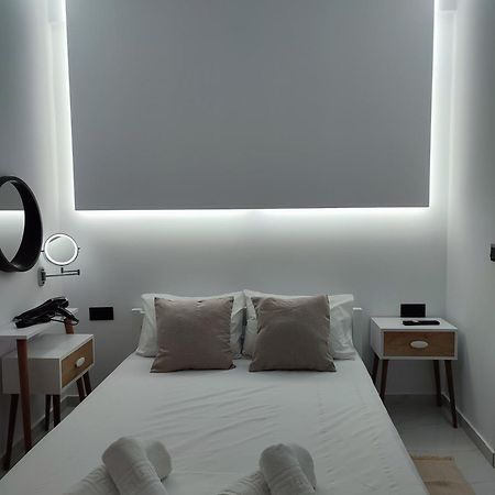 Alexander Luxury Apartments & Studios Metamorfosi  Oda fotoğraf